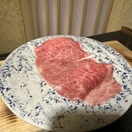 焼肉 小倉さつき - 特選サーロインの炙り肉寿司 目の前仕上げ