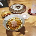 天蕎麦や 月を忘れてゐた - 