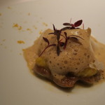 エクアトゥール - オマール海老とリードウォーのポアレ、カリフラワーとオレンジ、生姜のコンフィ添え