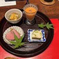 賛否両論 - 雲丹と豆腐・カラシごぼうと鴨肉・後2個は忘れちゃいました。