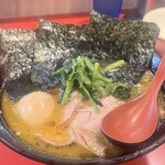 家系総本山 ラーメン 吉村家 - 