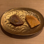 すし処 睦月 - さわらの燻しと平貝明太