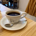 パンとエスプレッソと樹の下で - ◎◎