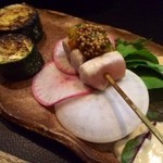 焼き鳥 陀らく - 串を彩り豊かに楽しめる！