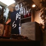 カウンター越しから見る陀らく暖簾！