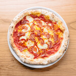 ディアボラ（辛口サラミ、ンドゥイア、トマトソース、モッツァレラ、バジリコ）