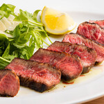 黒毛和牛の炭火焼き タリアータ 15年熟成のバルサミコソース