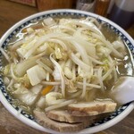 つねた食堂 - 同居人はタンメンをオーダー。大将「塩もめーんだよ（美味いんだよ）」