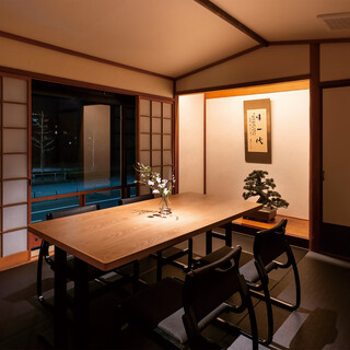 4名様個室は5部屋ご用意。