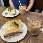 ニューアストリア - 