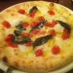 トラットリア ダ・テレーサ - 【2014年3月】モッツァレラチーズDOPを使ったマルゲリータ