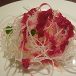 ぽわぶる - だいこんのつまがここまで鮮やかな料理になるとは