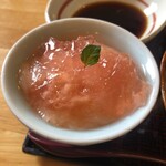 蕎麦処 みかわ - 桃のコンポート添えミルクプリン