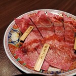 焼肉 河陽 - 上の写メのタンとおすすめの盛り合わせ‼️歯がいらない(笑)