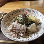 蕎麦処 みかわ - 豚しゃぶそば？