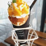 クレープアンドカフェ ヴァーチュ - マンゴークレープ(￥760)。マンゴー系は4年ぶり。