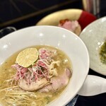 トーキョーニューミクスチャーヌードル 八咫烏 CHIKARABO - 