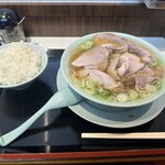 新橋ニューともちんラーメン - 