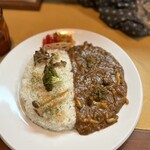 カレー専門店 円山教授 北円山店 - 