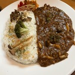 カレー専門店 円山教授 北円山店 - 