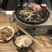 十勝ハーブ牛焼肉 MONMOM - 
