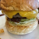 オールドニューダイナー - チーズバーガー（チーズトッピング）