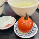 こひる庵 - トマト飴の大きさ伝わるかな　豆皿にぴったり♡