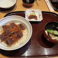 ひつまぶし名古屋備長 丸ビル店 - うなぎ丼