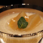 割烹さいお - 白桃のムース