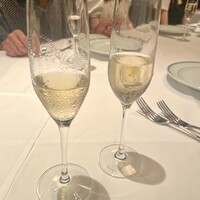 ウルフギャング・ステーキハウス 六本木 - シャンパンで乾杯！！