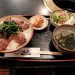 炭火焼肉 味良 - 料理写真: