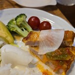 キッチン ブルー グローブ - 再びお新香を乗せて