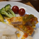 キッチン ブルー グローブ - 崎後はソースをタップリ乗せて