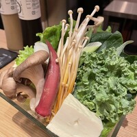 すき焼 しゃぶしゃぶつかだ KITTE大阪店 - 
