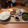 肉めし 岡もと 横浜十日市場店