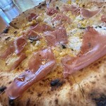 BALORICCO - 生ハムコーンリコッタチーズのピッツァ