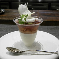 ベルニーニ銀座 - 巨峰のパンナコッタ ベルニーニ銀座 - 巨峰のパンナコッタ