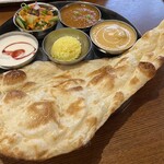 シャングリラ モティ 太田店 - 子どもランチには、バターチキンカレー