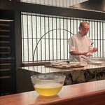 KOBAYASHI - 頂湯スープです。これから蓋碗に分け入れます