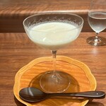 KOBAYASHI - 正統派の杏仁豆腐