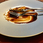 KOBAYASHI - 酢豚の黒酢ソースです。揚げパンで拭き取って残さず食べたかった