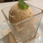 オドーリ・キッチン - アールグレイのシャーベット 500円