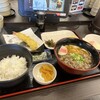 資さんうどん 貴船店