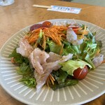 まるは食堂旅館 - 海鮮サラダ