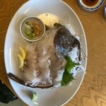 まるは食堂旅館 - マゴチのお造り