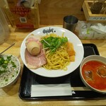 Oysstey - 冷やし担々麺としらす丼