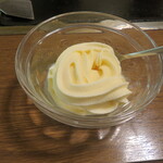 お好み焼き　関東 - ソフトクリーム330円