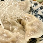居酒屋 都 - 水餃子　　中の具の味がしっかりして　そのままでも美味