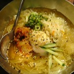Yakiniku Dondon - 冷麺　７０２円