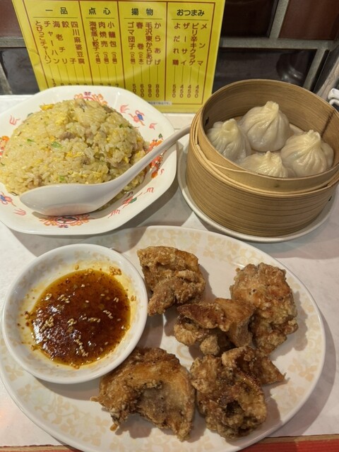 町中華 茨木市】こんなところに看板発見！阪急駅前に「町中華」のお店が